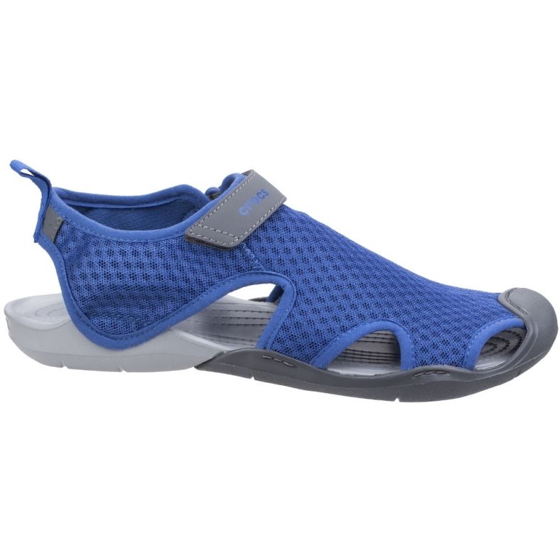 crocs women's water shoes