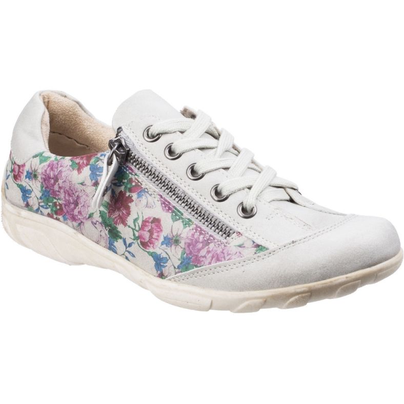 Fleet/felet badminton shoes, Sports Equipment, Sports & Games, Racket &  Ball Sports on Carousell