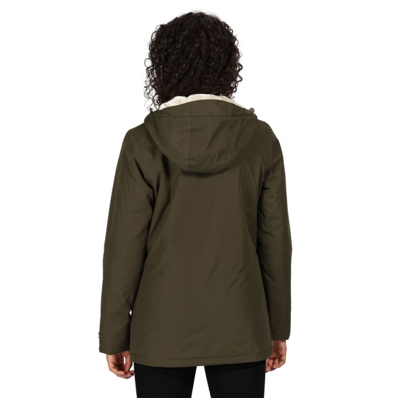 Regatta bergonia black top