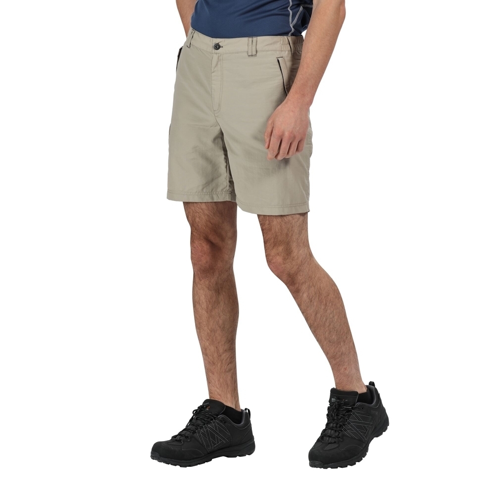 Regatta Mens Leesville II Polyamide Elasticared Shorts 38 - Waist 38’ (96.5cm)