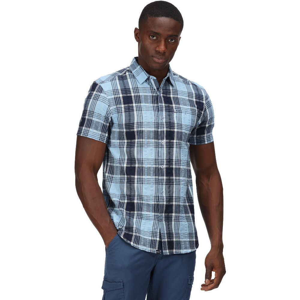 Regatta Mens Deakin IV Coolweave Cotton Short Sleeve Shirt S- Chest 37-38’ (94-96.5cm)