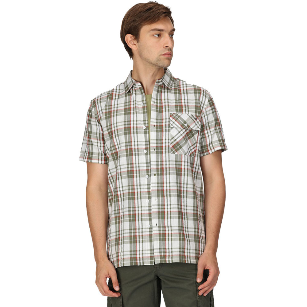 Regatta Mens Deavin Short Sleeve Casual Check Shirt XL - Chest 43-44’ (109-112cm)